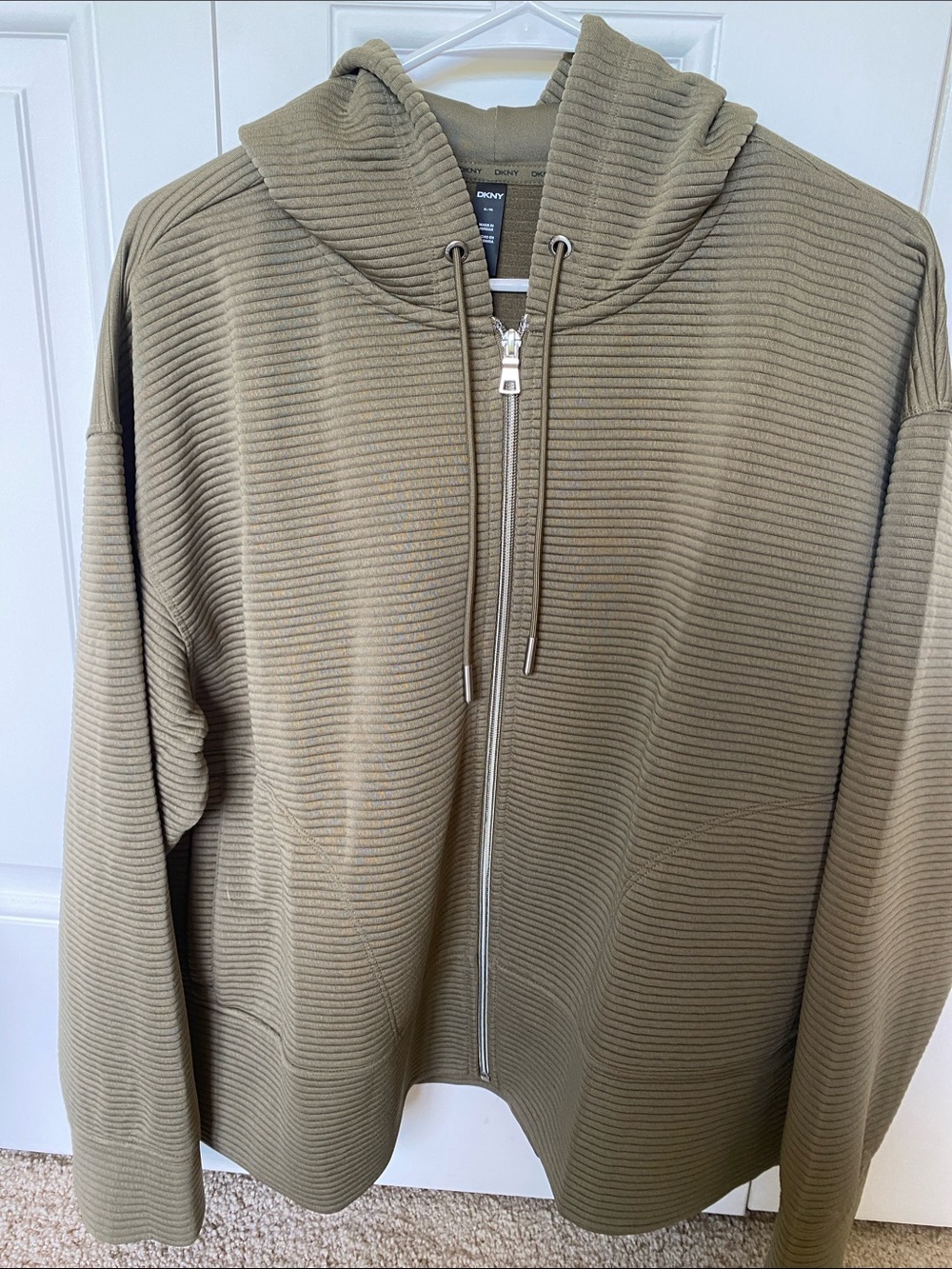 DKNY Women’s Olive Green Ribbed Zip-Up Hoodie NWOT
